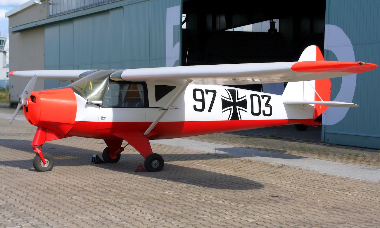Pützer Elster - Schulflugzeug