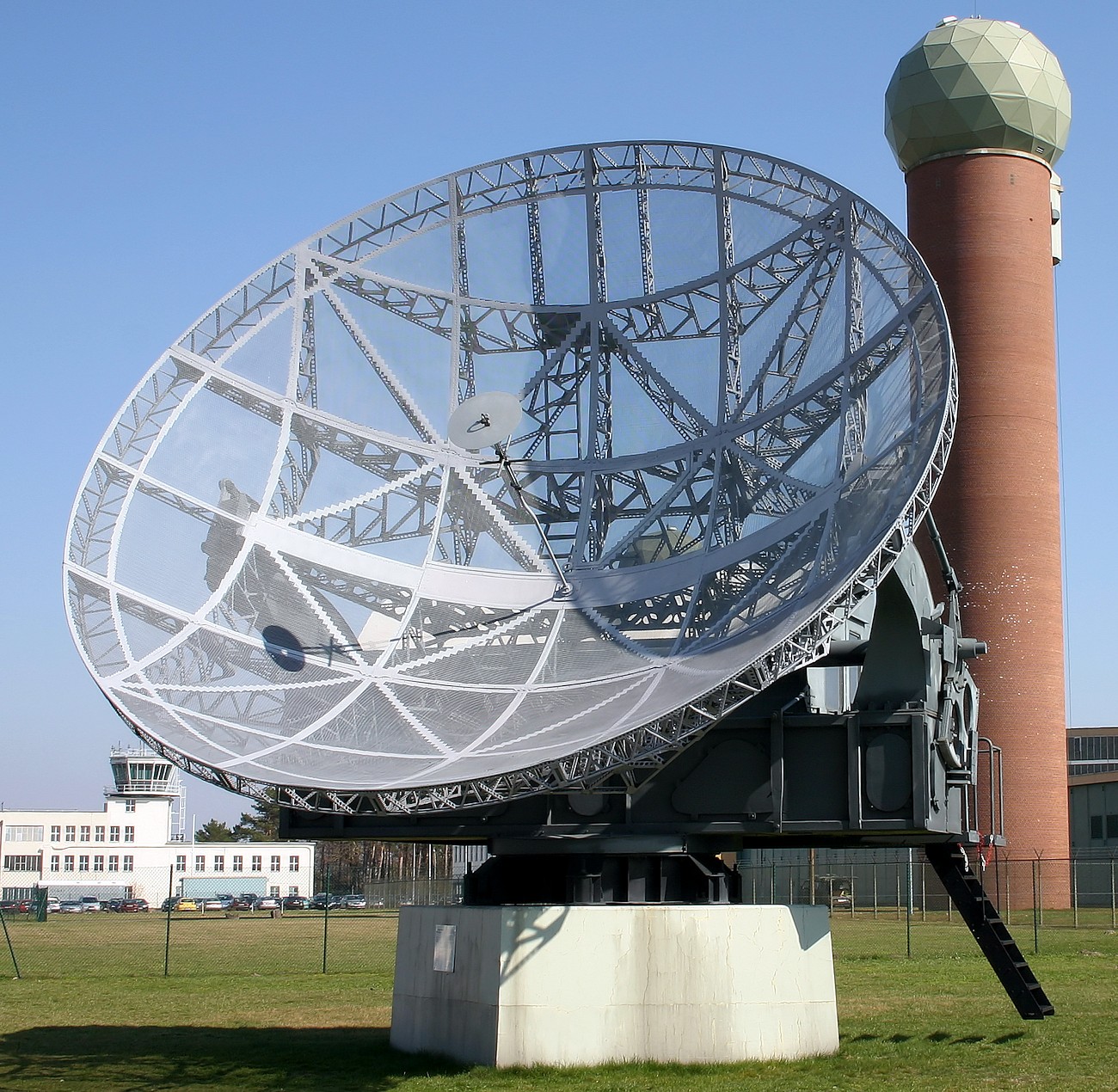 Telefunken Funkmeßgerät - Würzburg Riese - Eines der wichtigsten Radargeräte der Reichsluftverteidigung im Dritten Reich