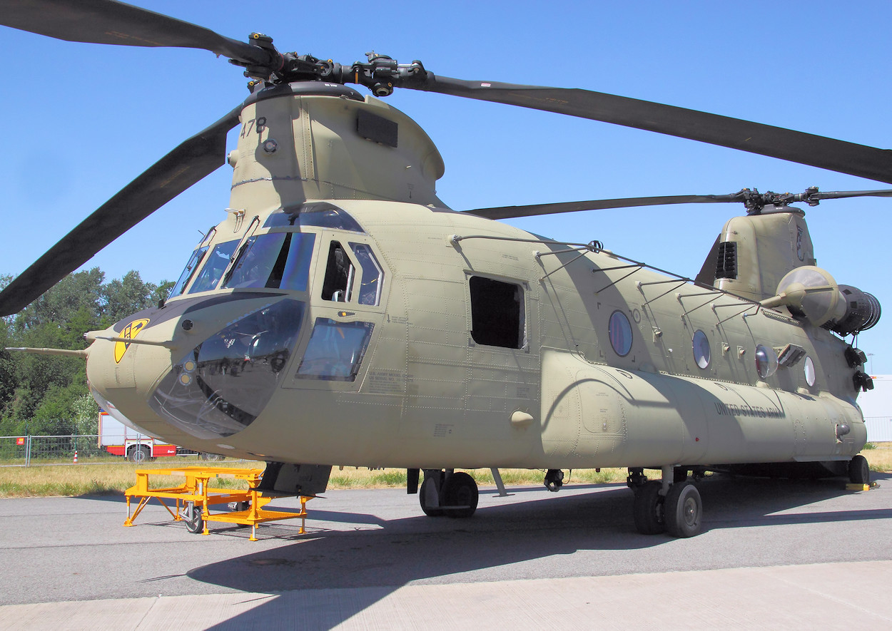 Boeing-Vertol CH-47 Chinook - Hubschrauber