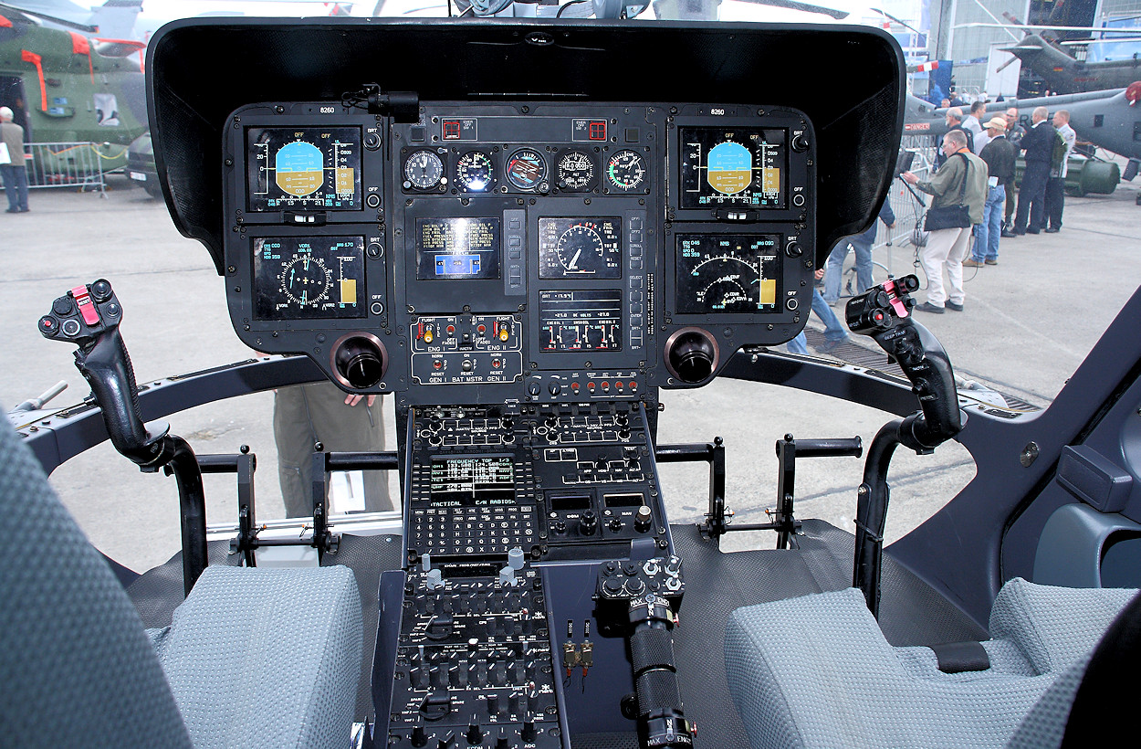 Bölkow Bo 105 - Cockpit