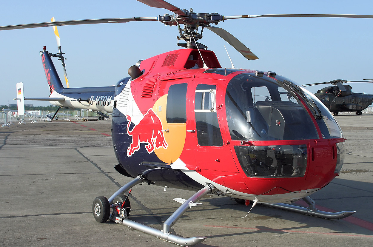 Bölkow Bo 105 - Hubschrauber von Red Bull