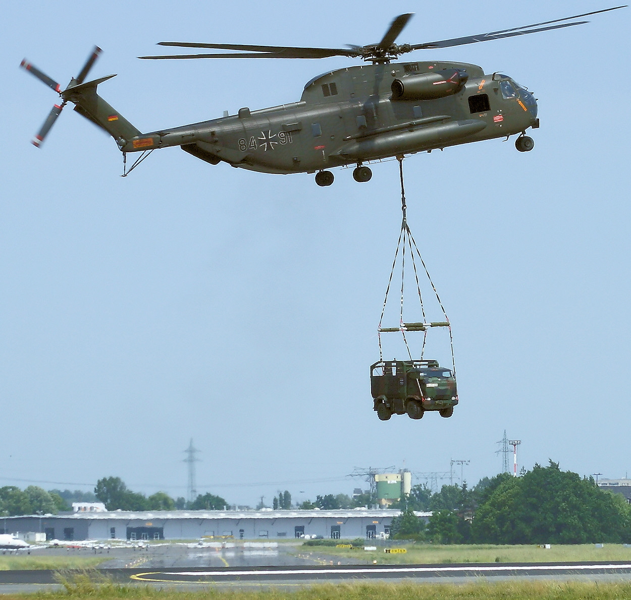 Sikorsky CH-53 Heer - Absetzung der Ladung