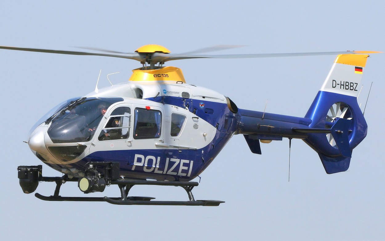 Eurocopter EC-135 - Flug der Polizei