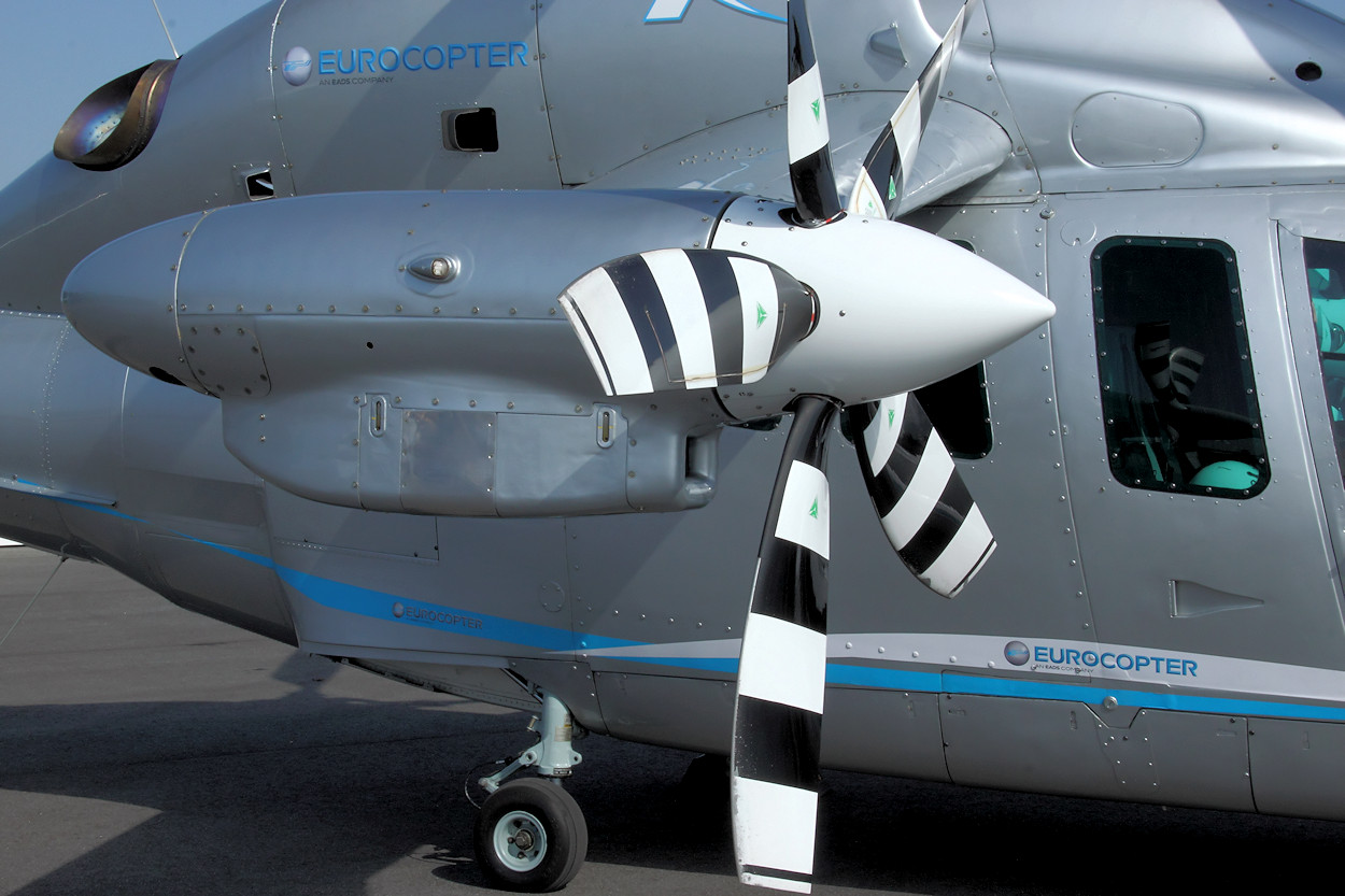 Eurocopter X3 - Stummelflügel mit Motor