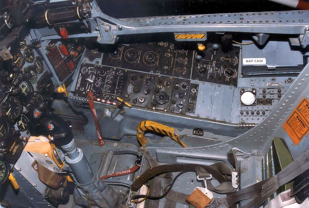 F-100F Super Sabre - Cockpitansicht
