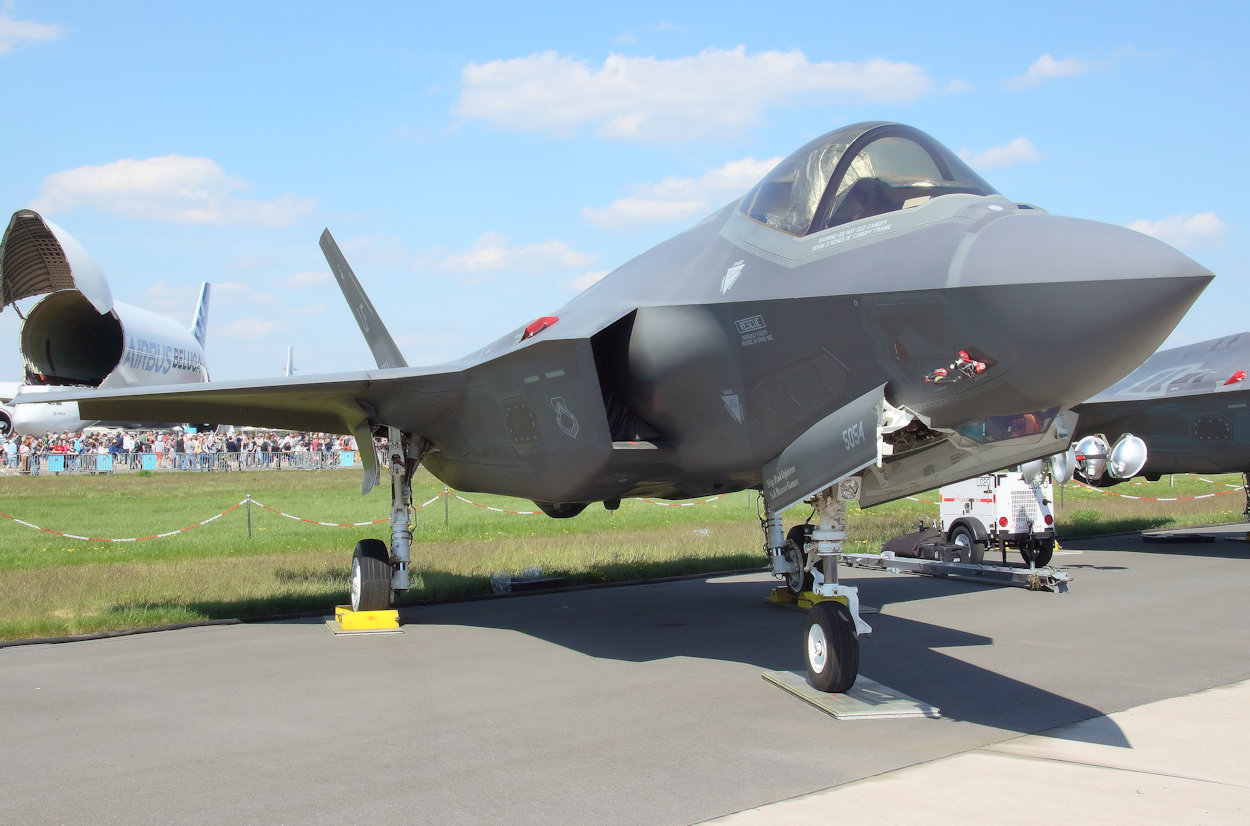 Lockheed Martin F 35 Lightning II - Kampfflugzeug