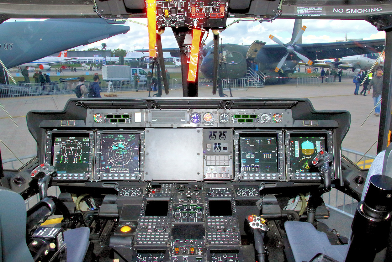 NH90 NTH Sea Lion - Cockpit