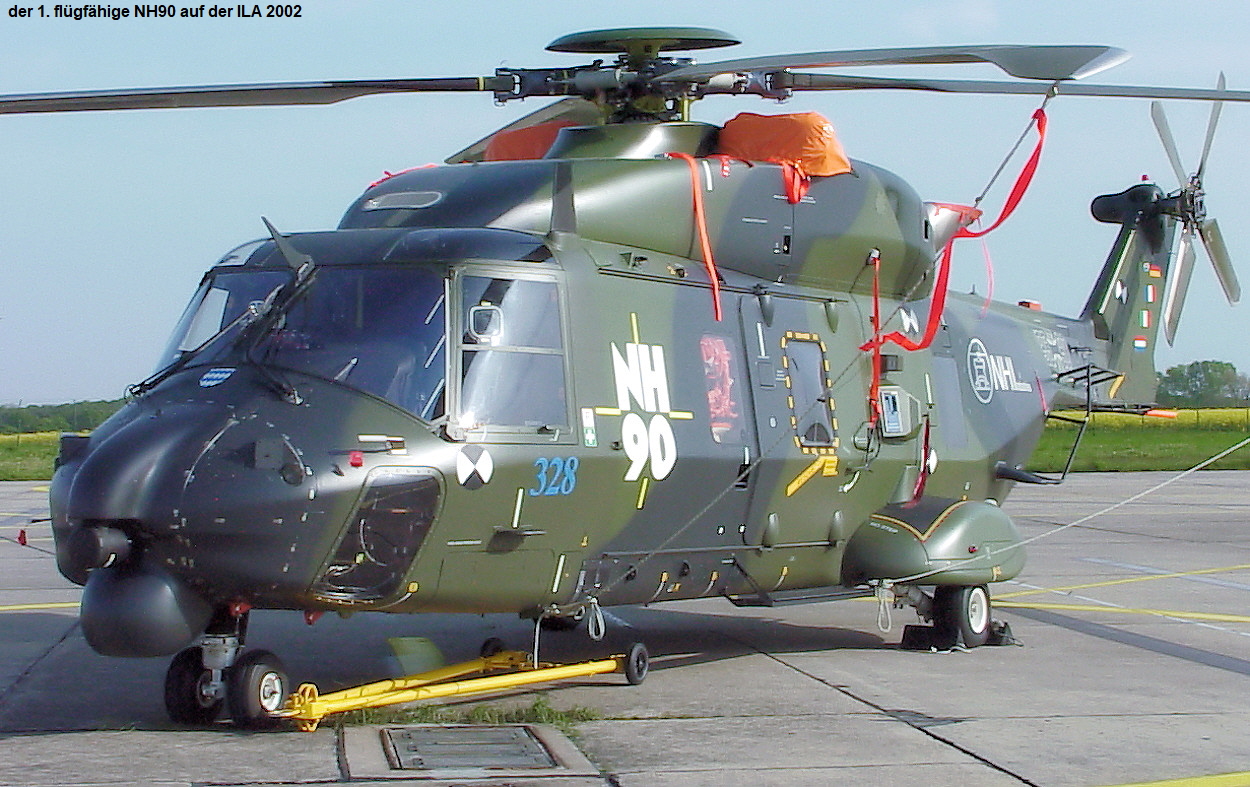NH90 - erster NH-90 der ILA 2002