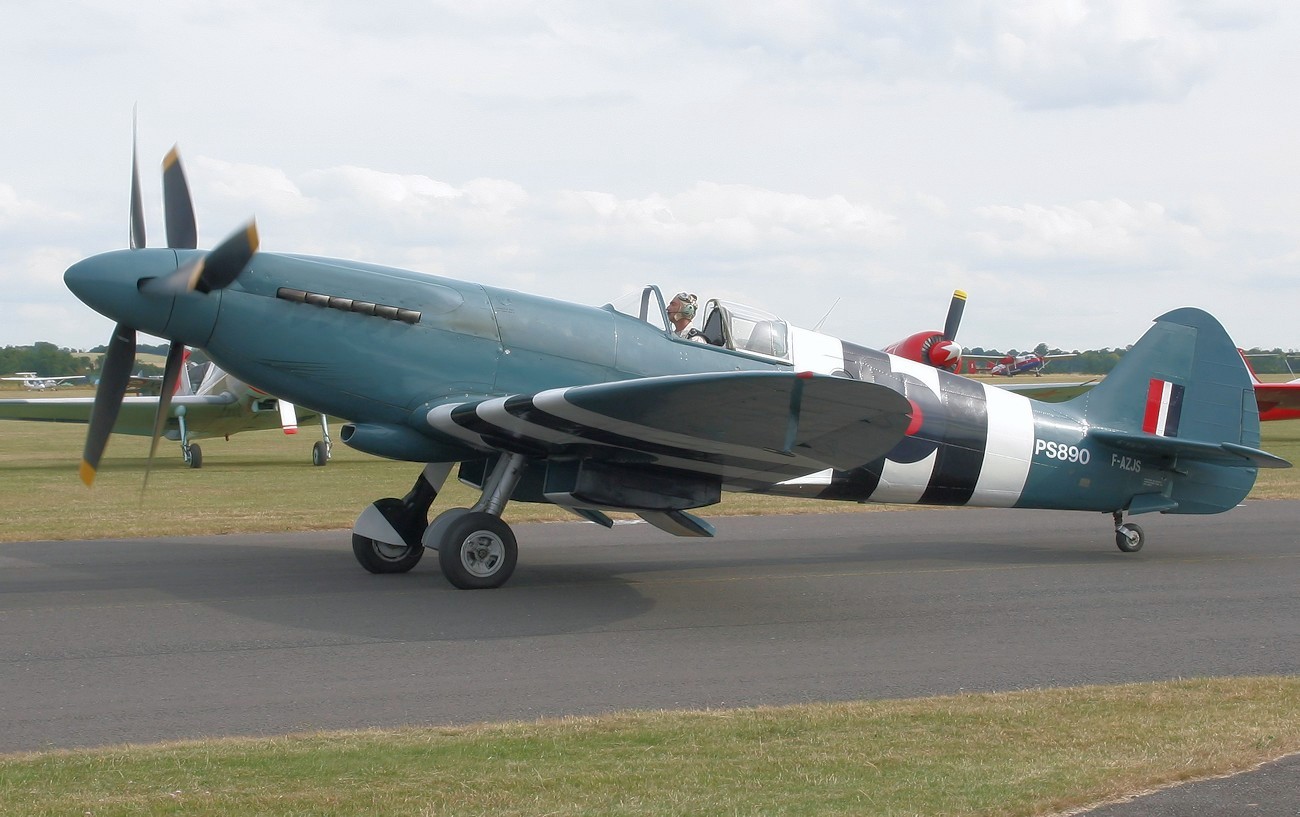 Supermarine Spitfire PR.XIX -Aufklärer mit gegenläufigem Doppel-Propeller