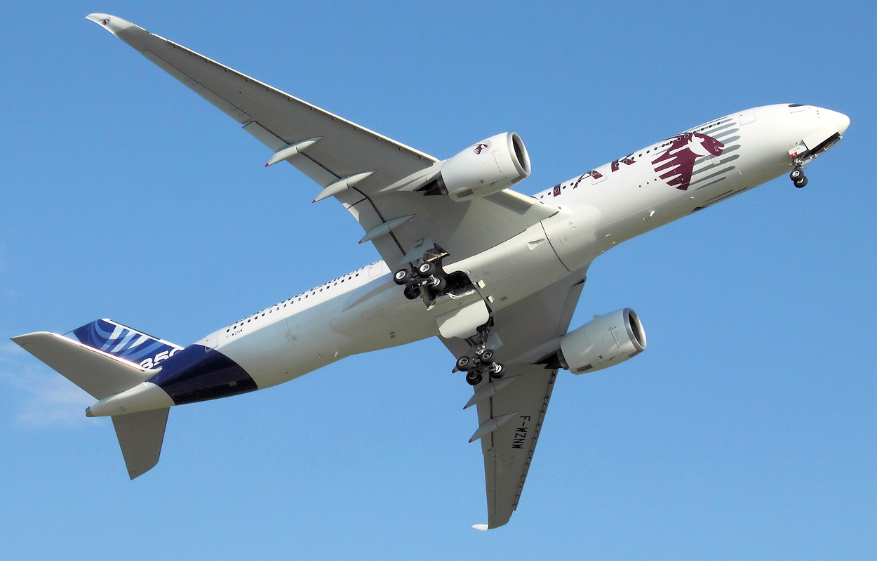 Airbus A350 - Qatar Flug