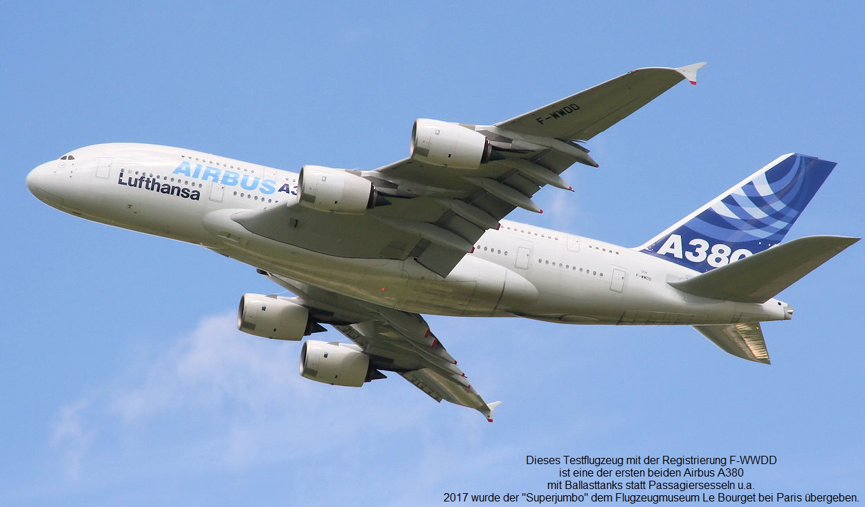 Airbus A380-800 Überflug