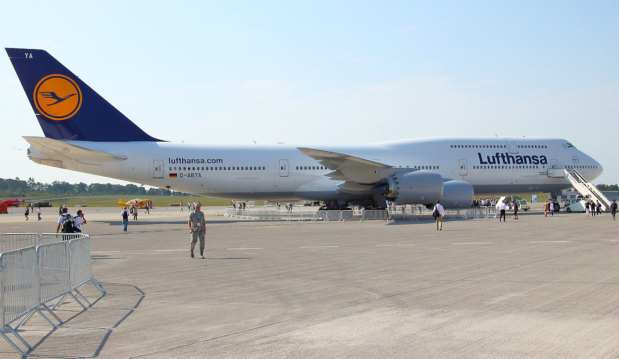 Boeing 747-8 Intercontinental - Vorfeld