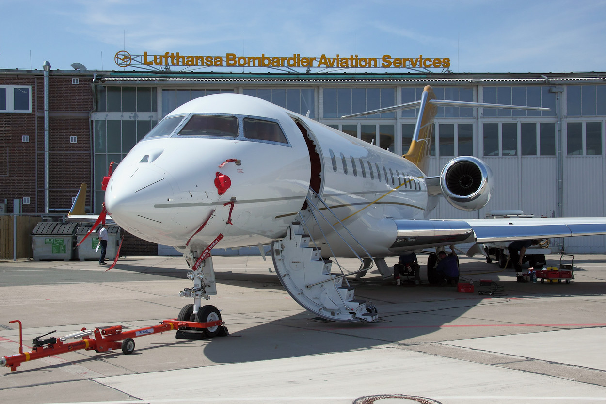 Bombardier Global 6000 XRS