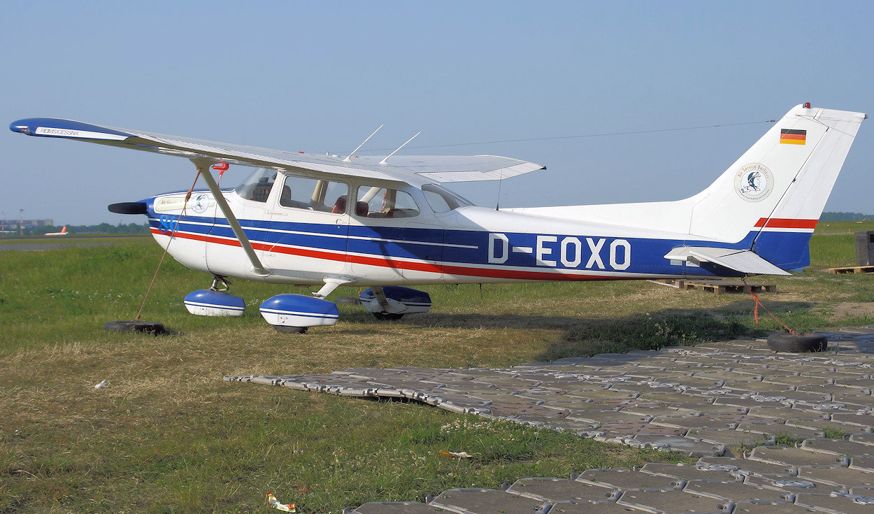 Cessna 172 Skyhawk - Reiseflugzeug