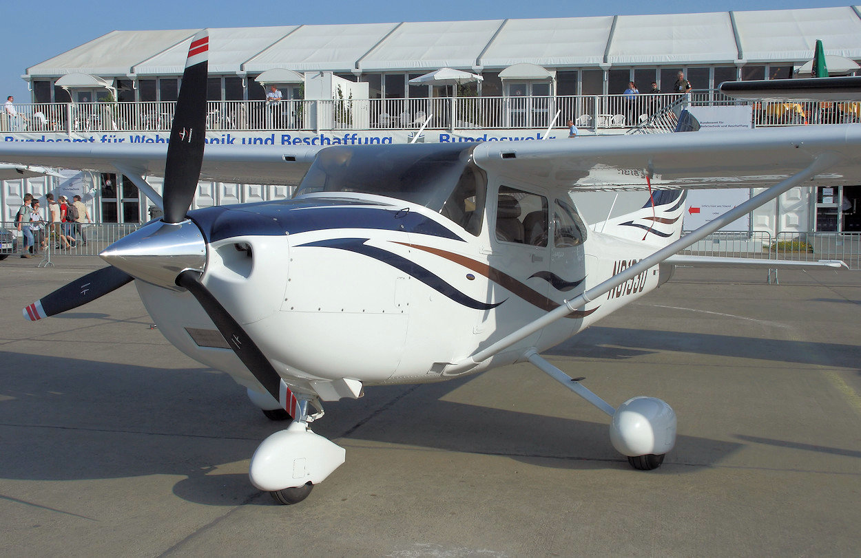 Cessna 182 Skylane - Leichtflugzeug