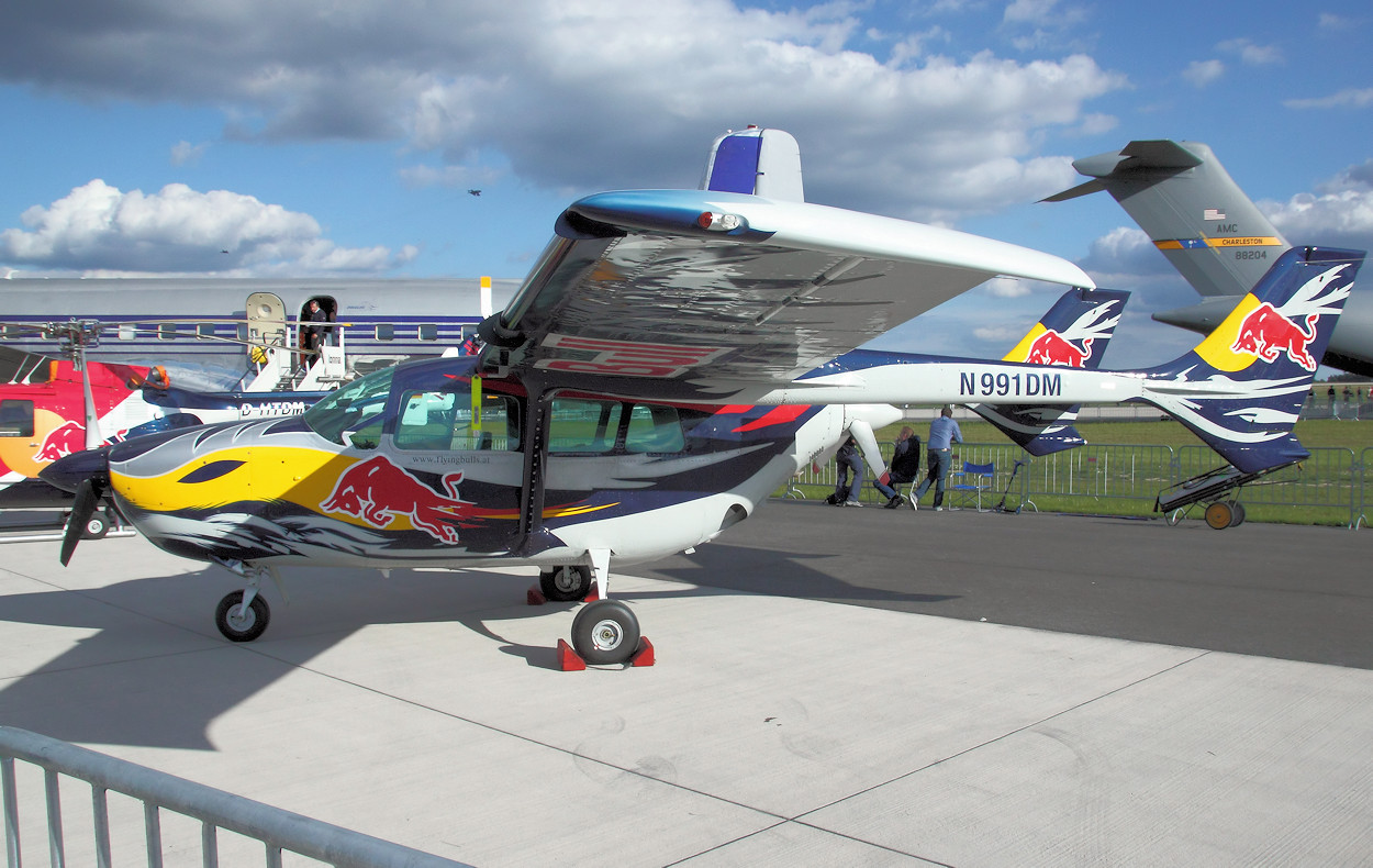 Cessna 337 Super Skymaster - Flugzeug mit Druckpropeller