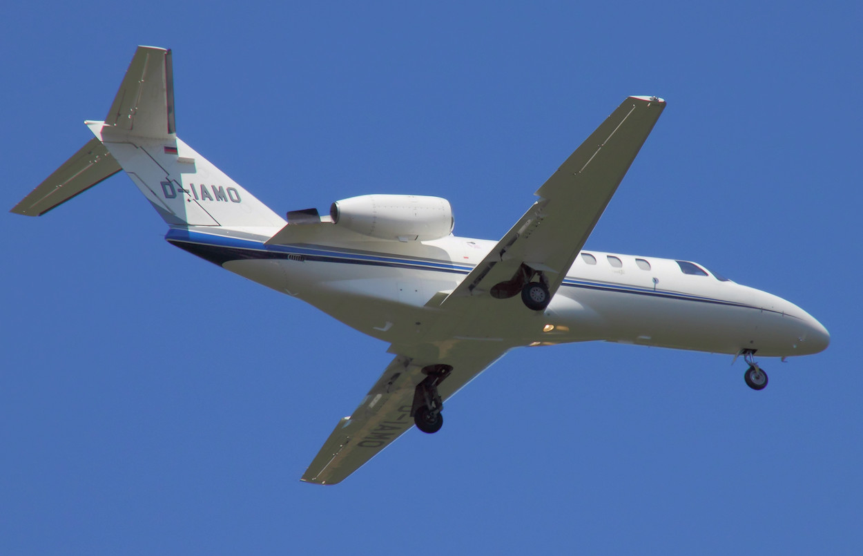 Cessna 525A CitationJet CJ2 - Geschäftsreiseflugzeug