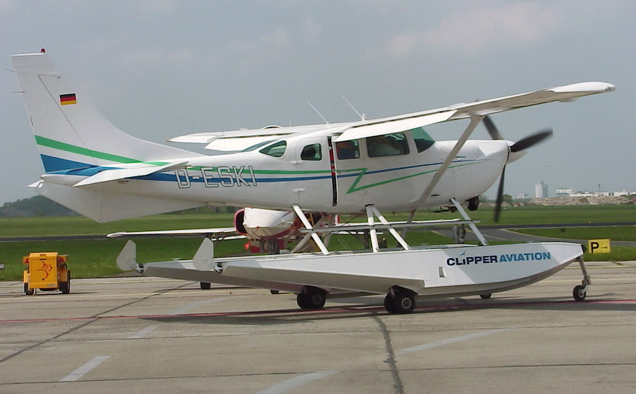 Cessna T206H Turbo Stationair Wasserflugzeug