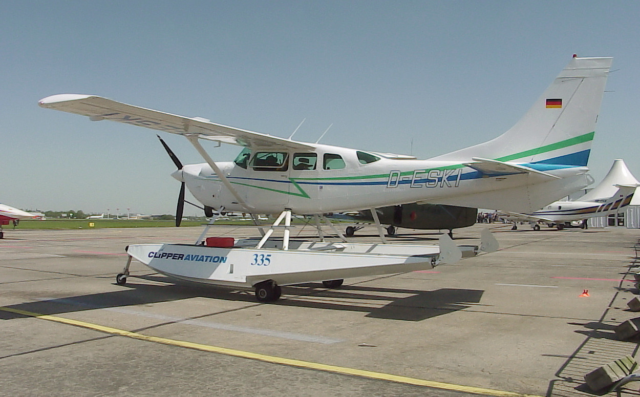 Cessna T206H Turbo Stationair - Wasserflugzeug