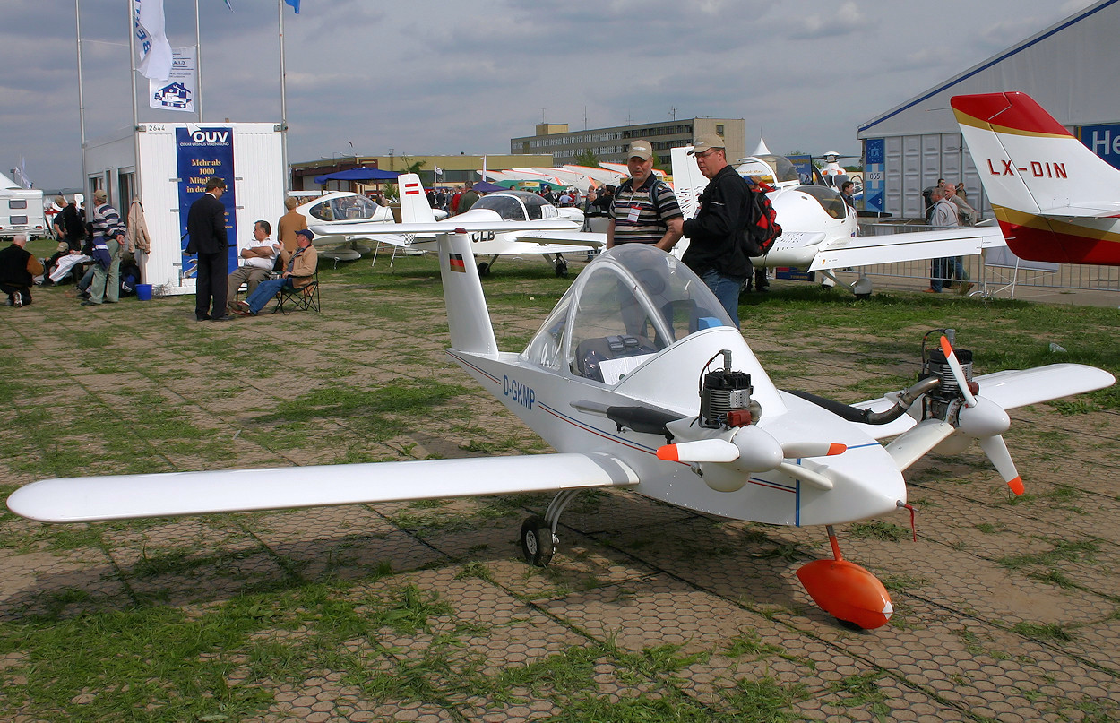 Cricri MC-15 - Miniflugzeug