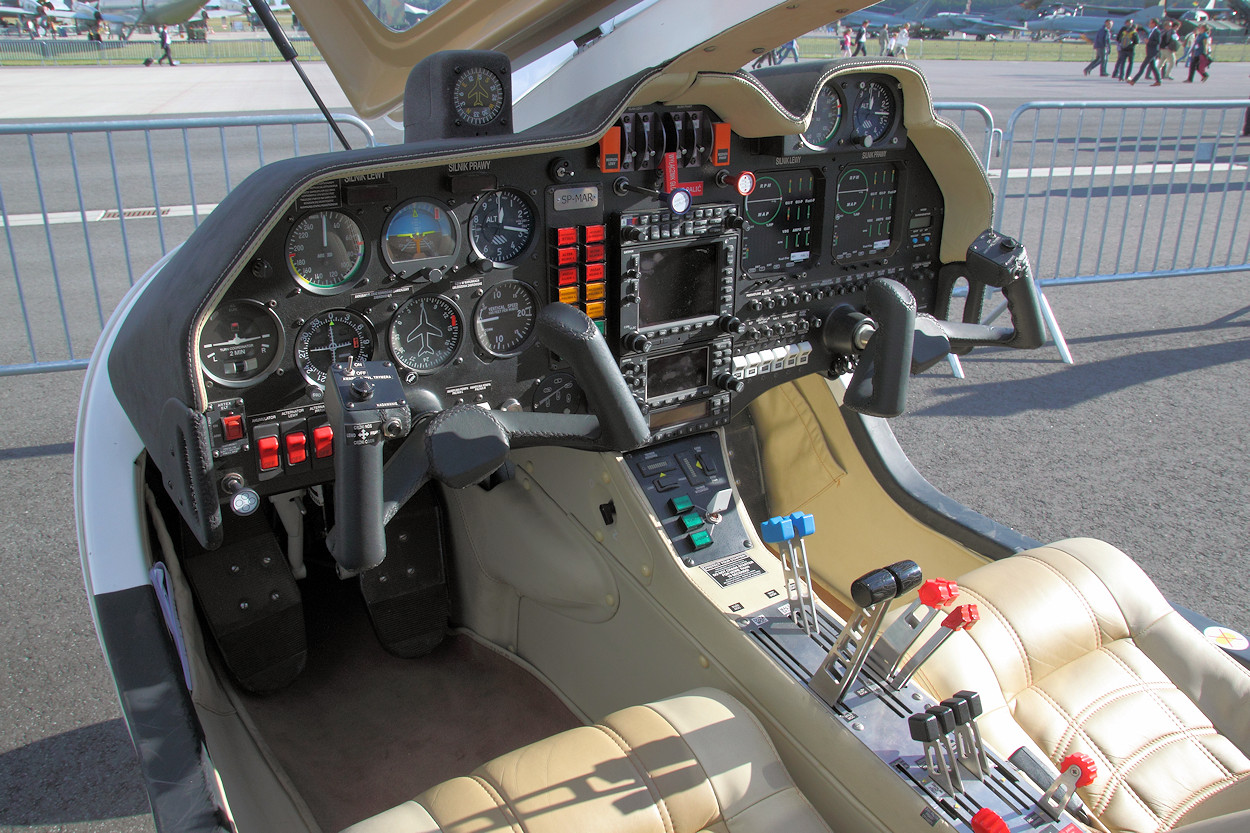 EM-11C Orka Marganski & Myslowsk - Cockpit