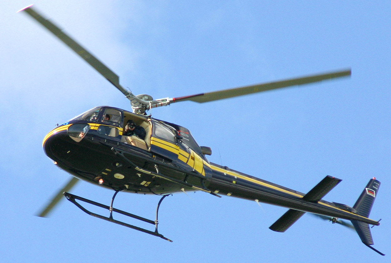 Eurocopter AS 350 BA Ecureuil - Fotoflug