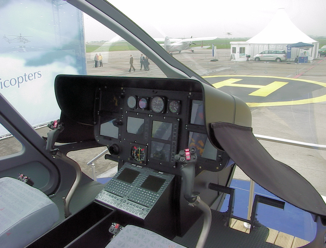 Eurocopter EC 145 - Cockpit