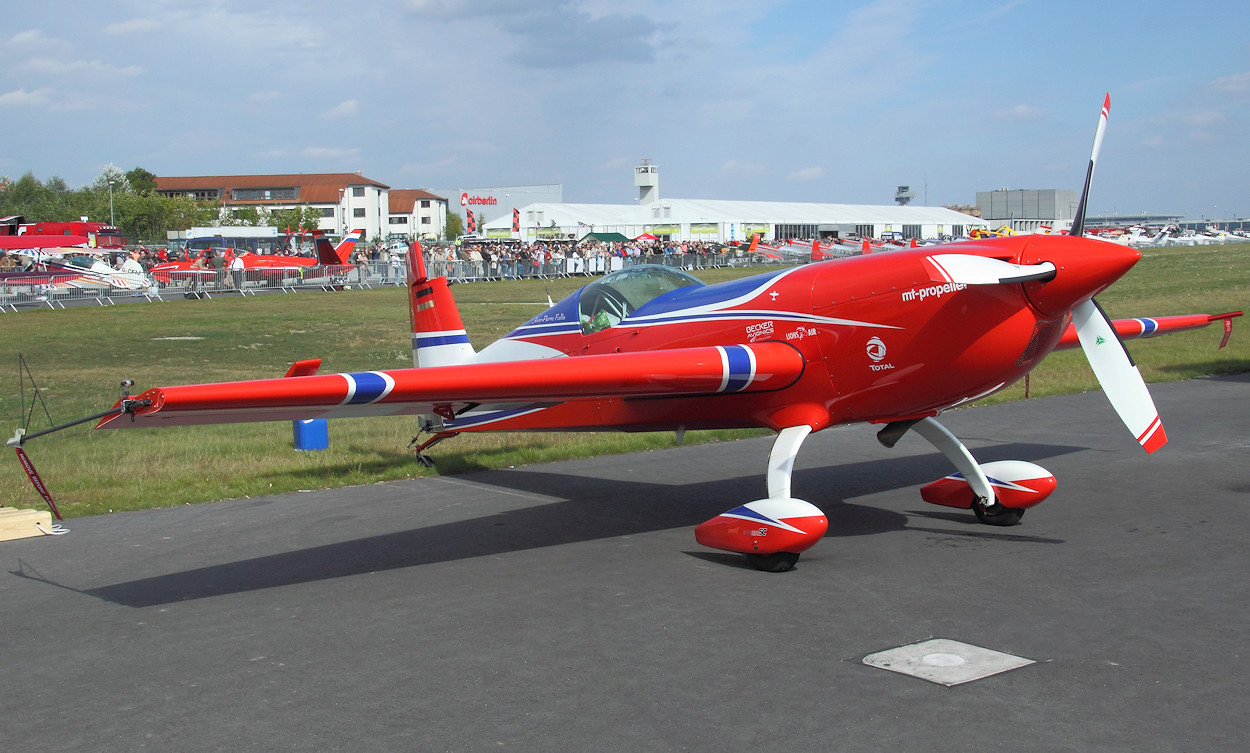 Extra 330SC - Kunstflugzeug für den Wettbewerbsflug