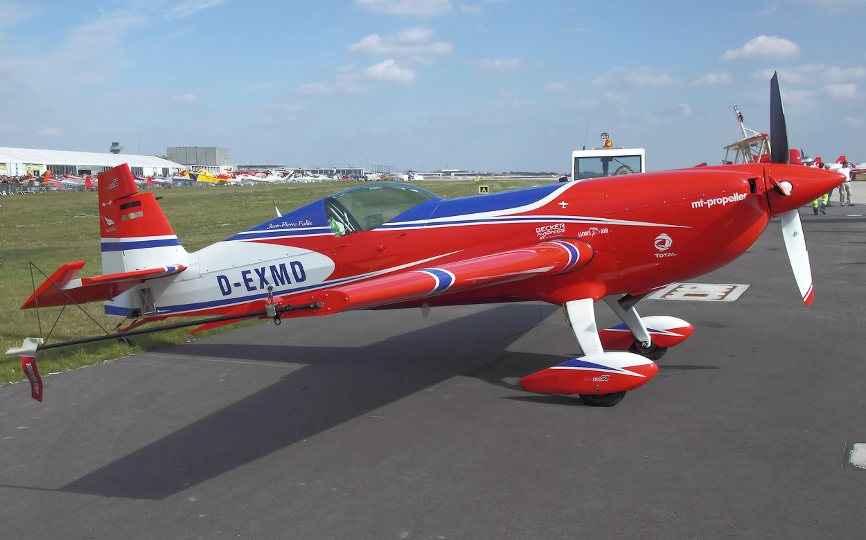 Extra 330SC Kunstflugzeug für den Wettbewerbsflug