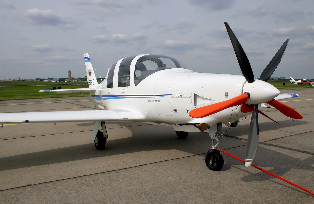 Grob G-140 TP - kunstflugtaugliches Reiseflugzeug
