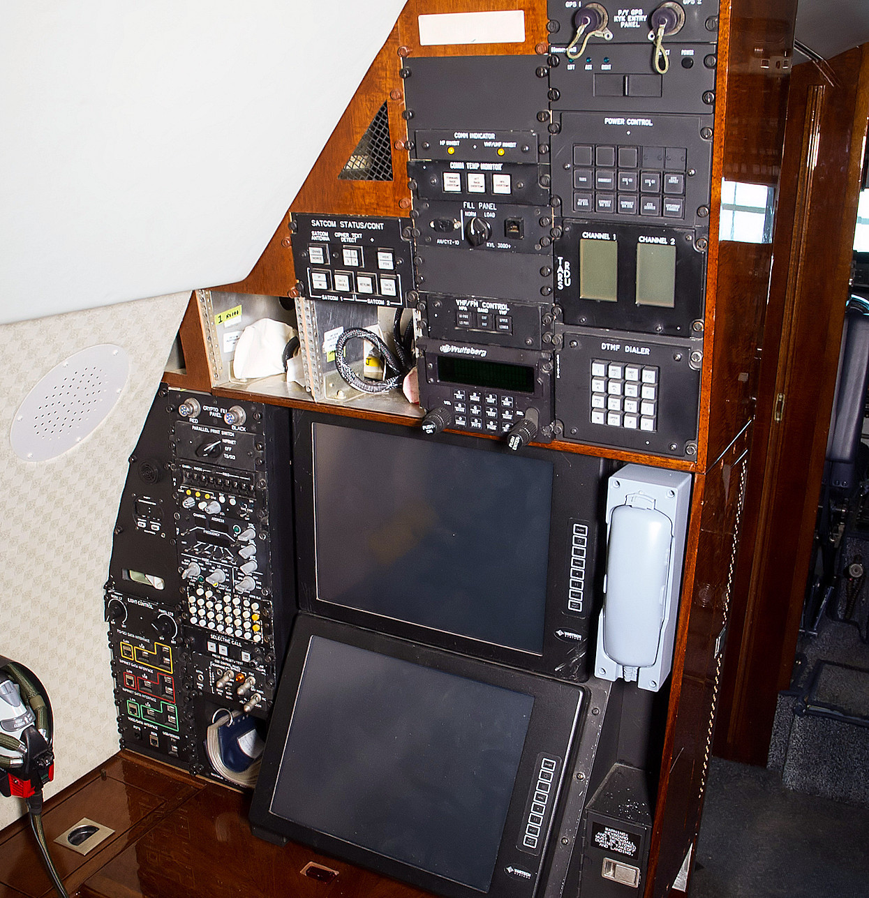Gulfstream III C-20B - Kommunikationsgeräte