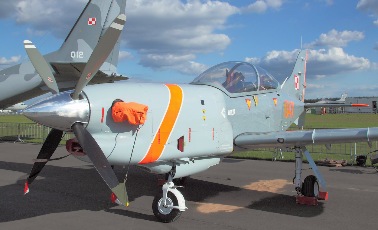 PZL-130 Orlik - polnisches Schulungsflugzeug mit Turbinenantrieb für Anfänger und Fortgeschrittene
