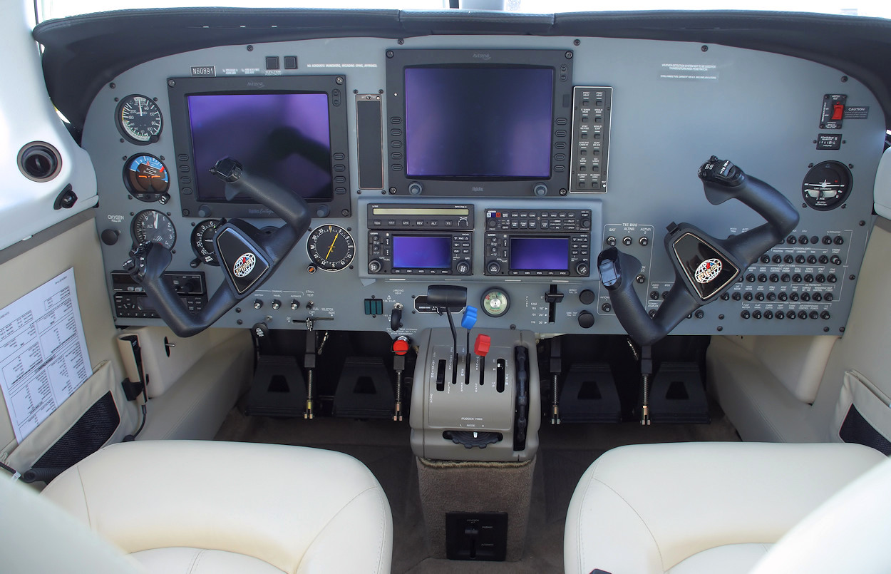 Piper Malibu Matrix PA-46 R350T - Cockpit