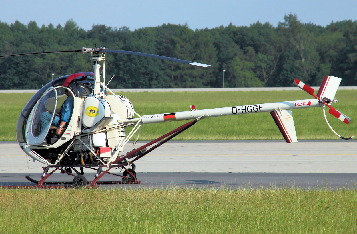 Schweizer 300C - Leichthubschrauber für vielseitige Zwecke