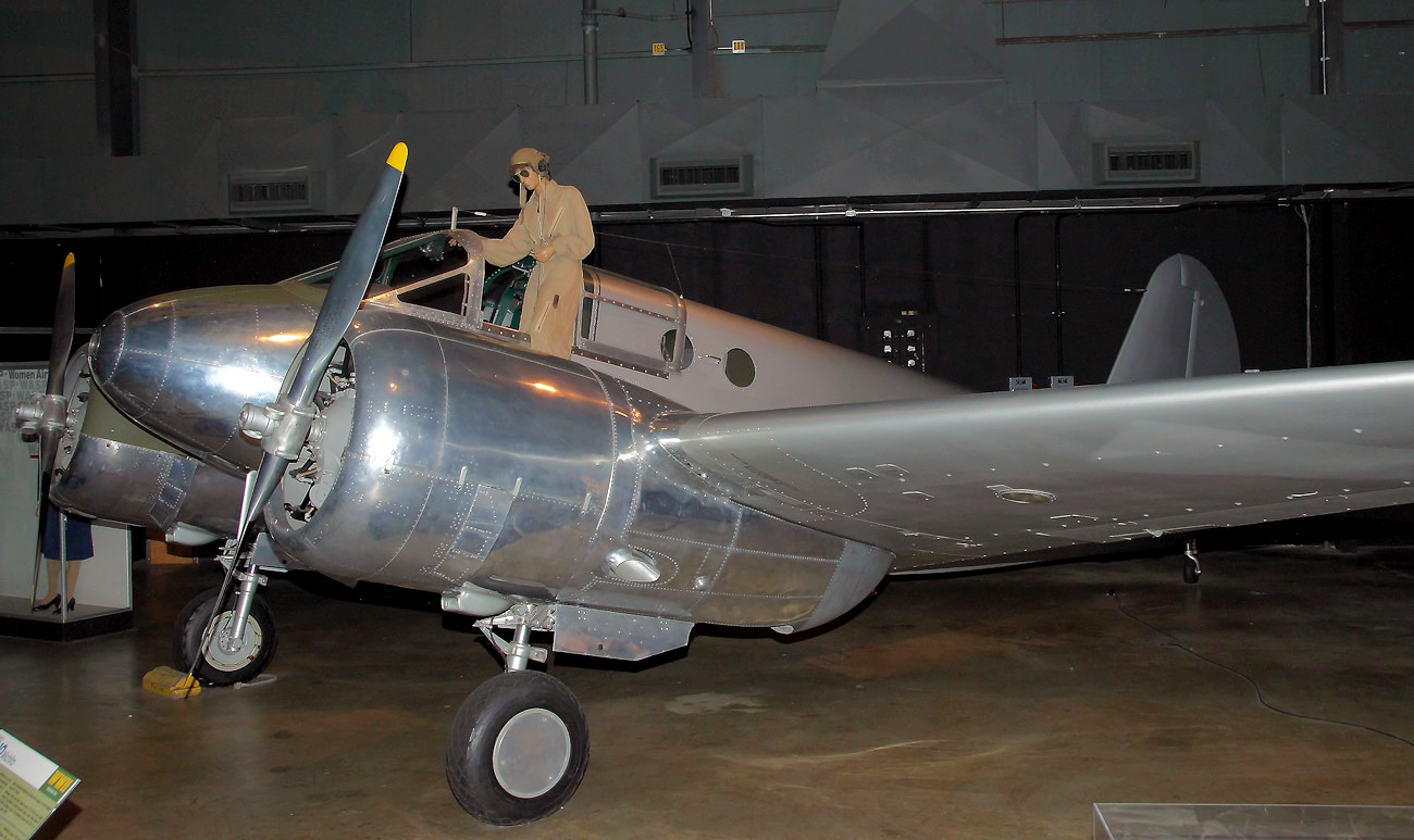 Beechcraft AT-10 Wichita - United States Army Air Forces