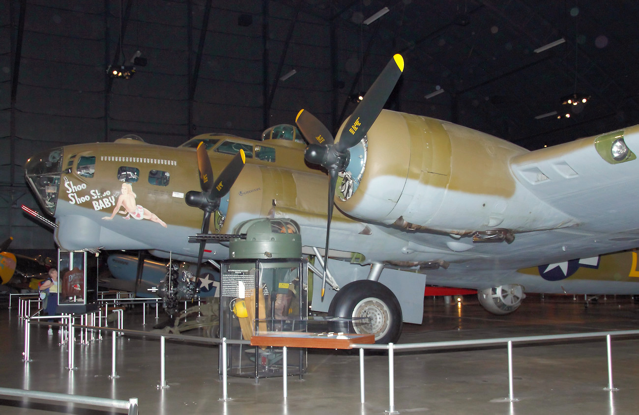 Boeing B-17G Flying Fortress - schwerer Bomber