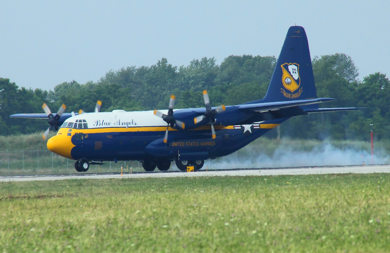 C-130T Hercules Fat Albert - Landung
