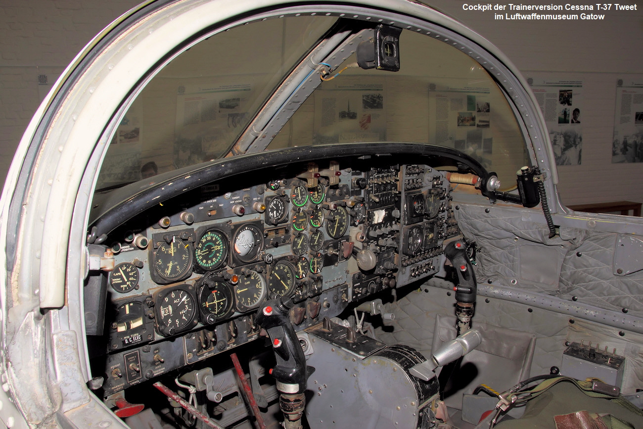 Cessna T-37 Tweet Cockpit