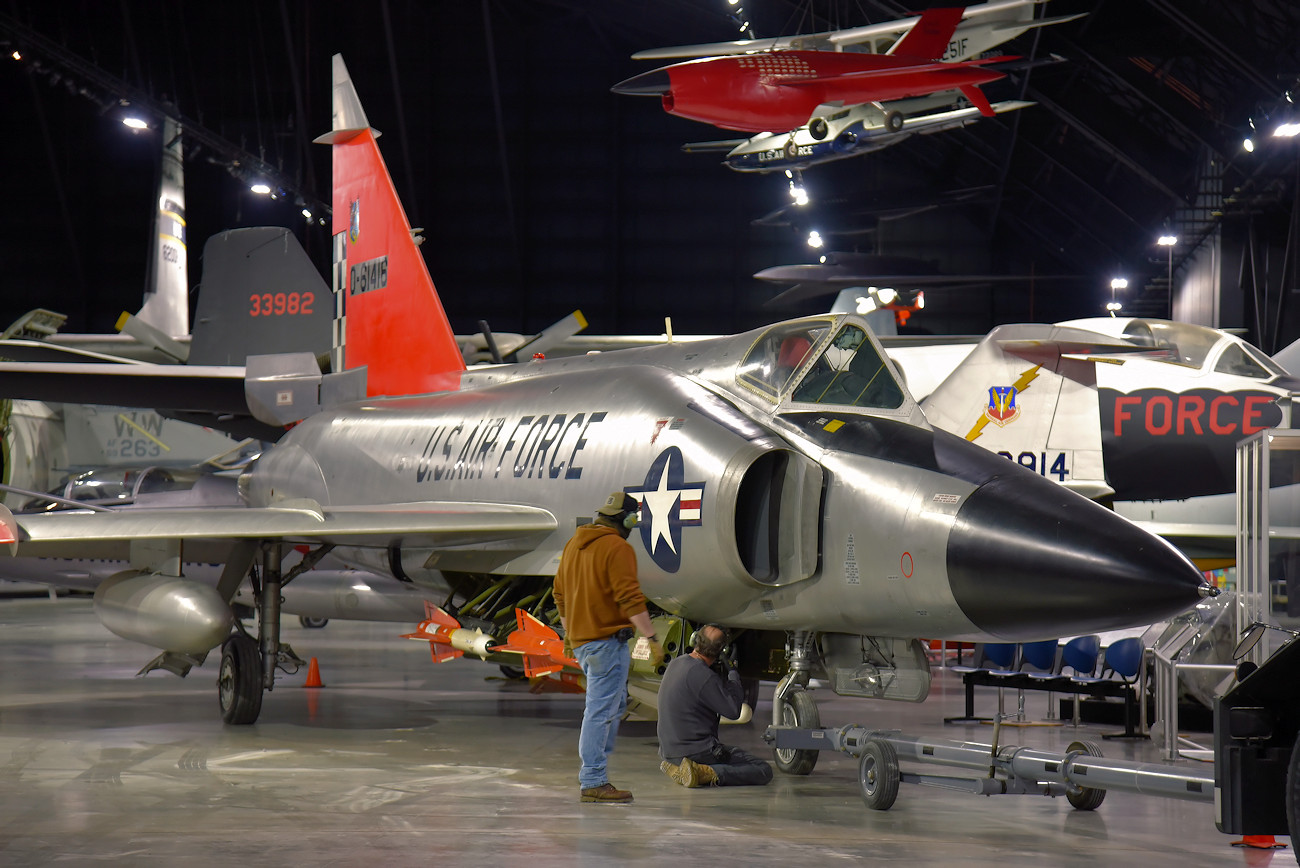 Convair F-102 Delta Dagger - U.S. Air Force