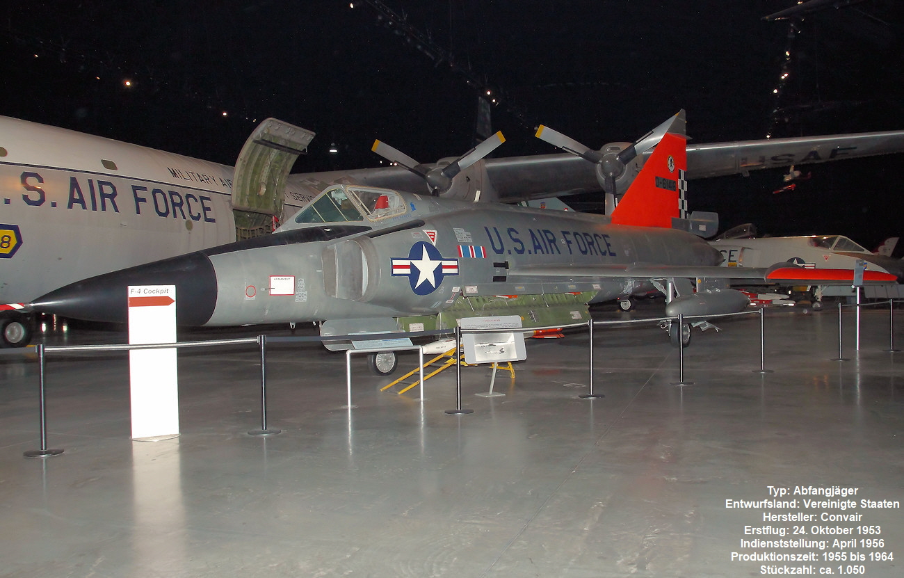 Convair F-102A Delta Dagger - Kampfflugzeug
