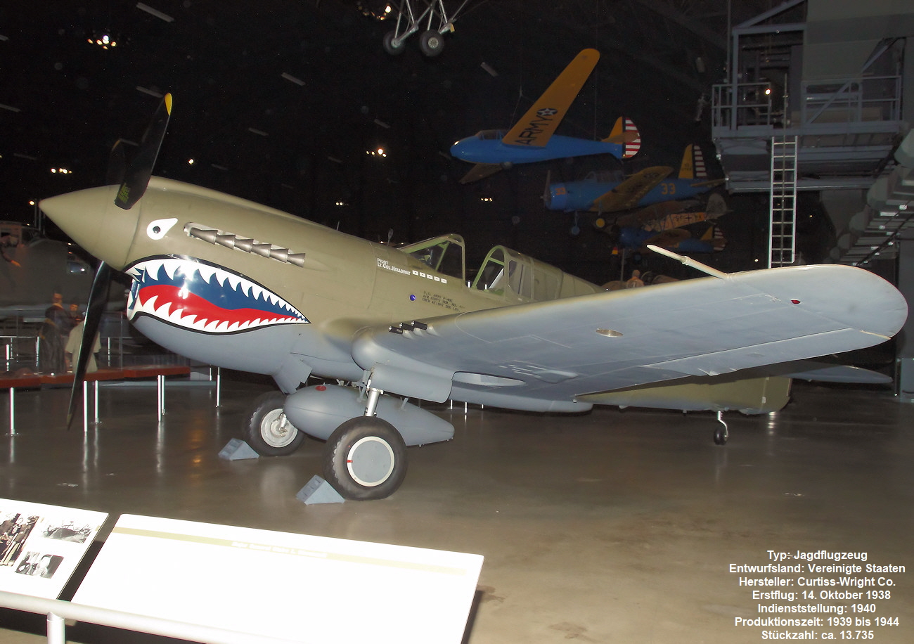 Curtiss P-40E Warhawk - Jagdflugzeug
