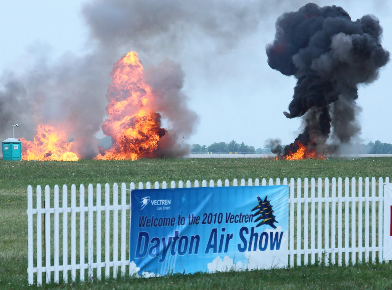 Daytom Air Show - Bombardierung
