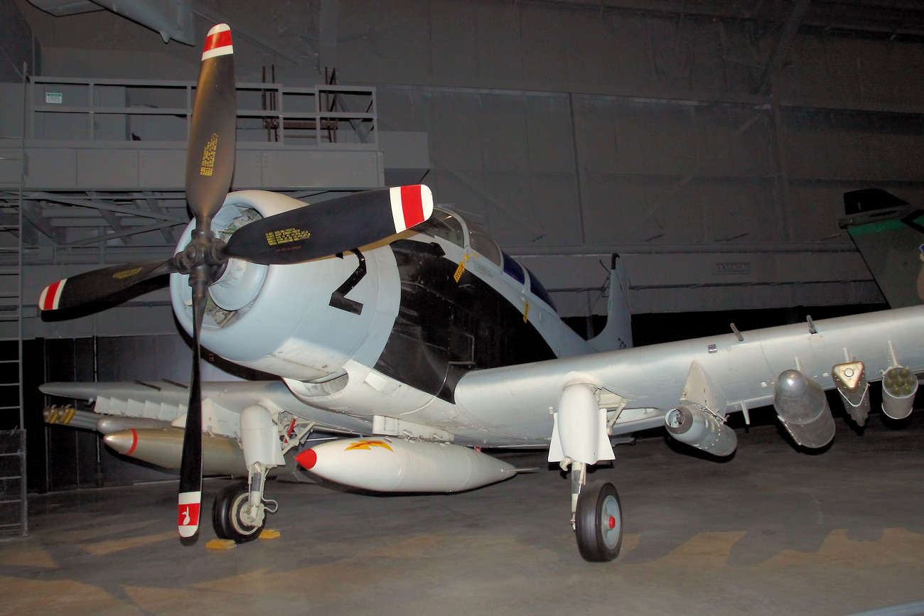 Douglas A-1E Skyraider - Jagdbomber