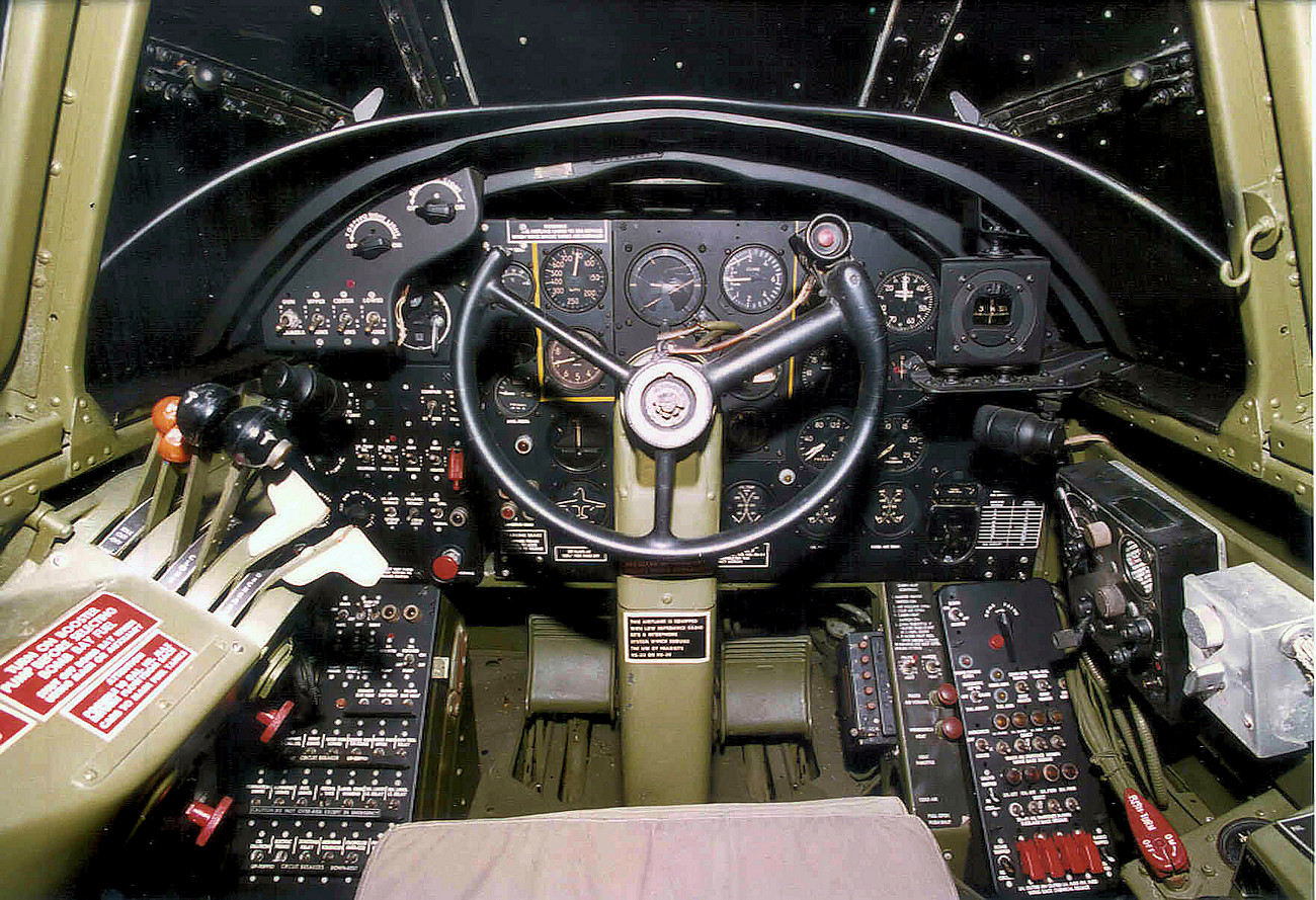 Douglas A-20 Havoc - Cockpit
