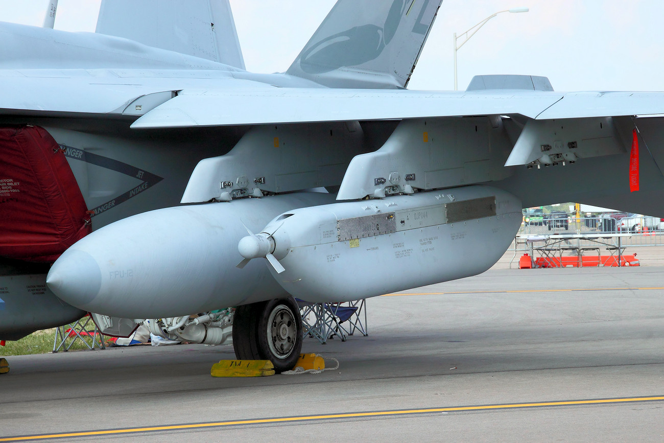 Grumman EA-6 Prowler - Tragfläche