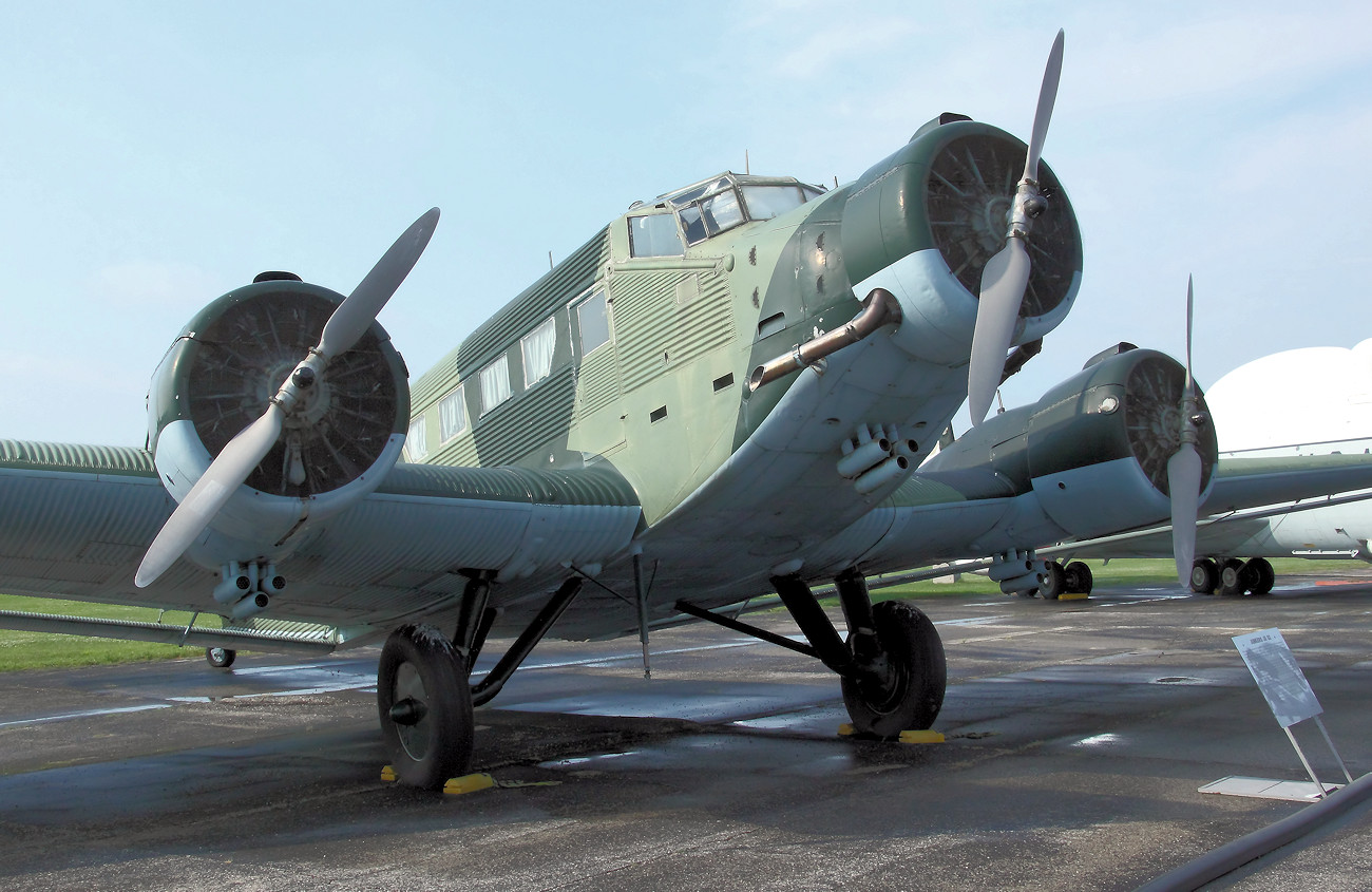 Junkers Ju 52/3m - Zweiter Weltkrieg