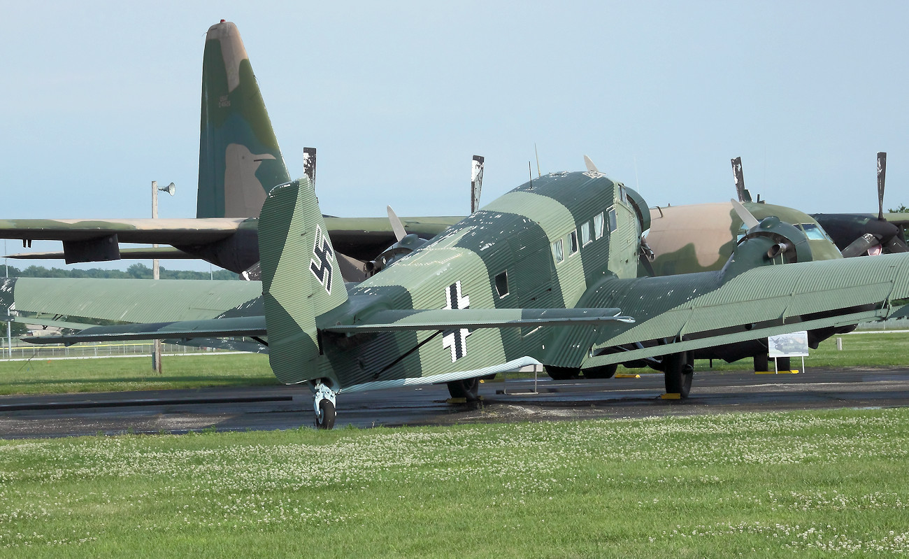 Junkers Ju 52/3m - deutsches Flugzeug