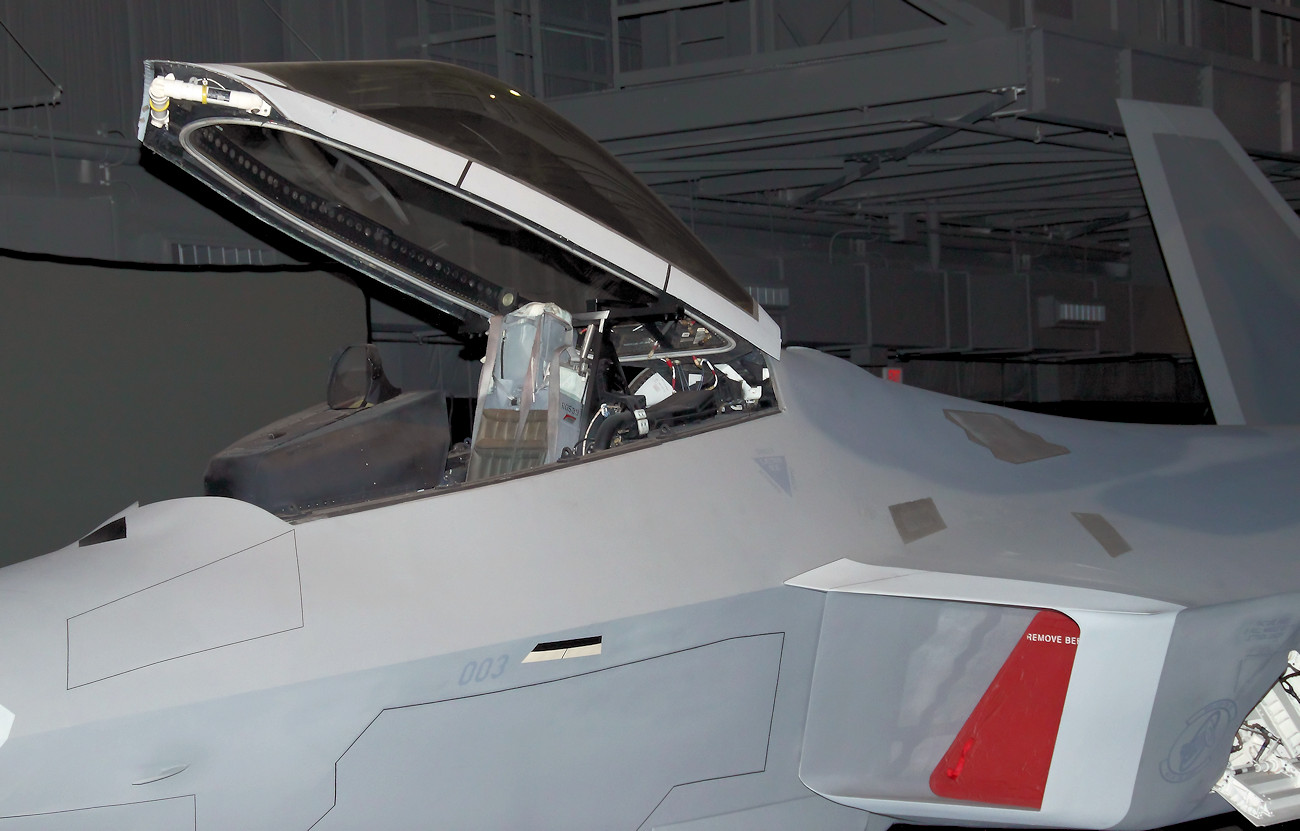 Lockheed Martin F-22 Raptor - Cockpitansicht