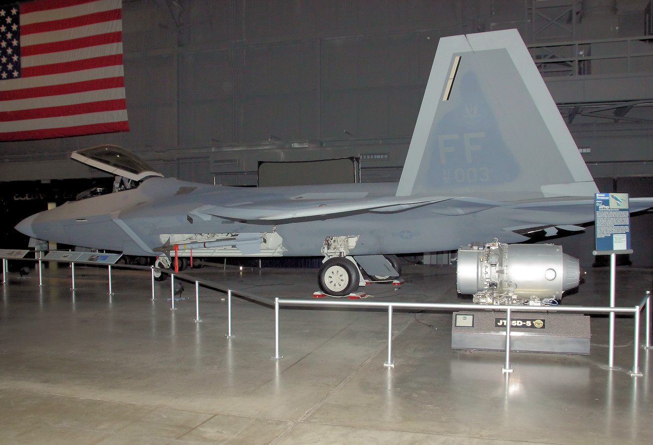 Lockheed Martin F-22A Raptor - Kampfflugzeug