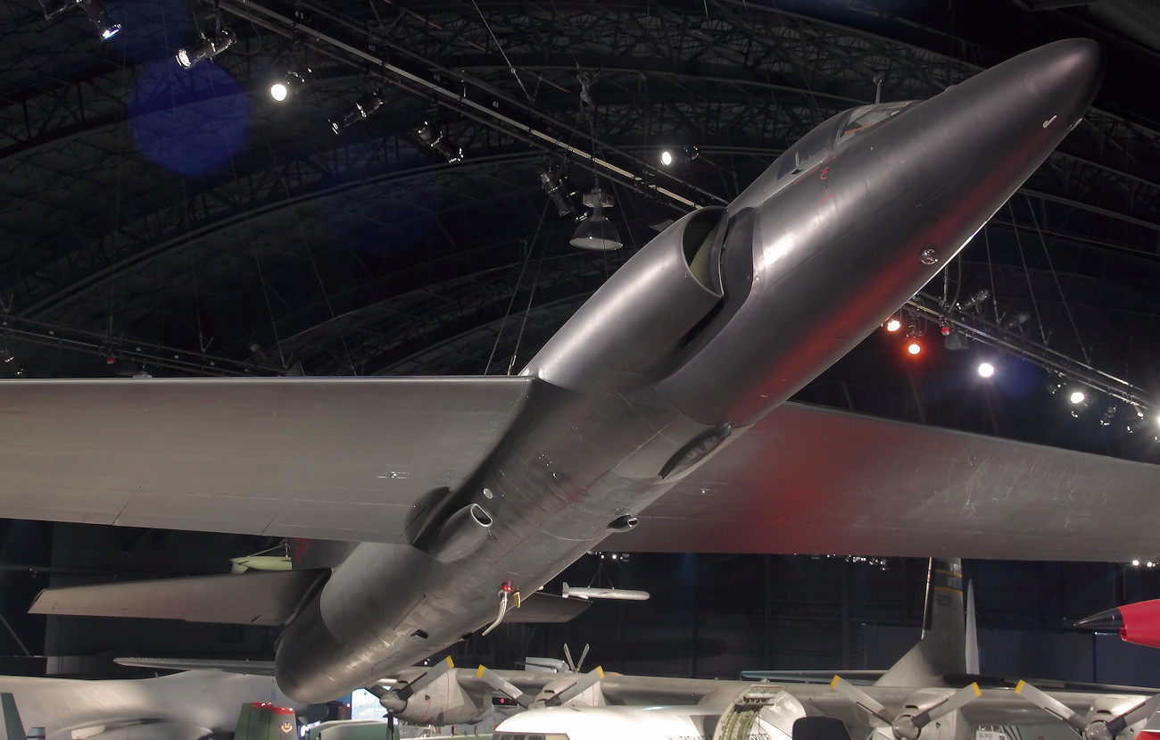 Lockheed U-2A Dragon Lady - strategisches Spionageflugzeug für den Einsatz in großen Höhen